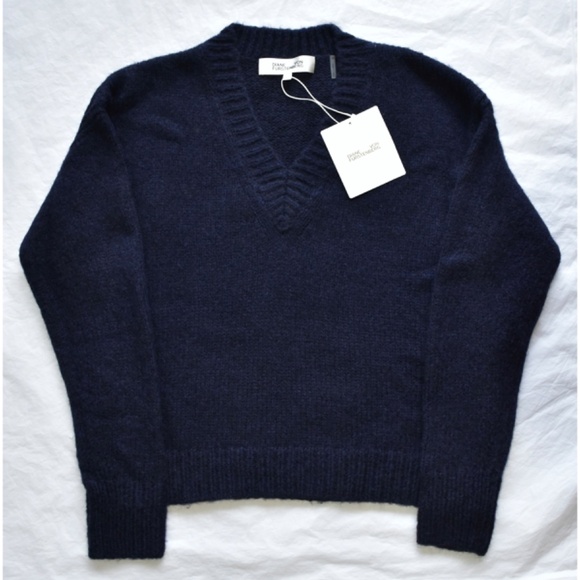 DIANE VON FURSTENBERG NWT CARMELLA V-NECK ALPACA/MERINO WOOL NAVY SWEATER.SIZE S - Picture 7 of 9
